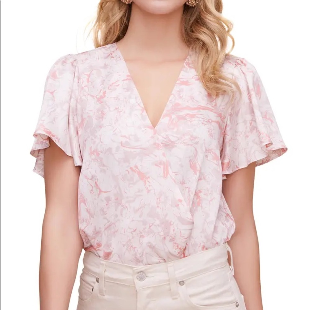 ASTR THE LABEL | Flutter Sleeve Surplice Top XS